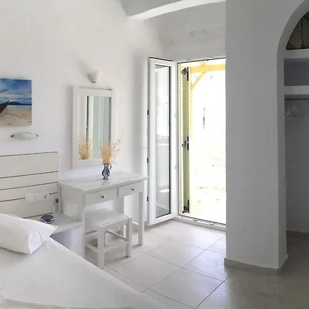 Aegeo Hotel Antiparos ciudad