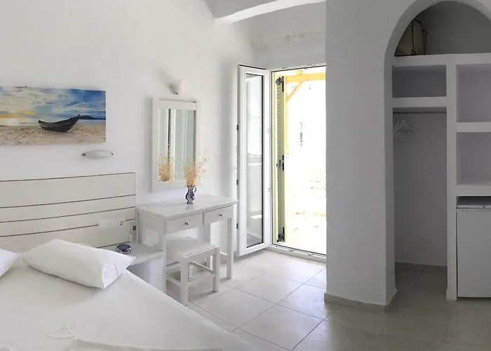 Aegeo Hotel Antiparos Town